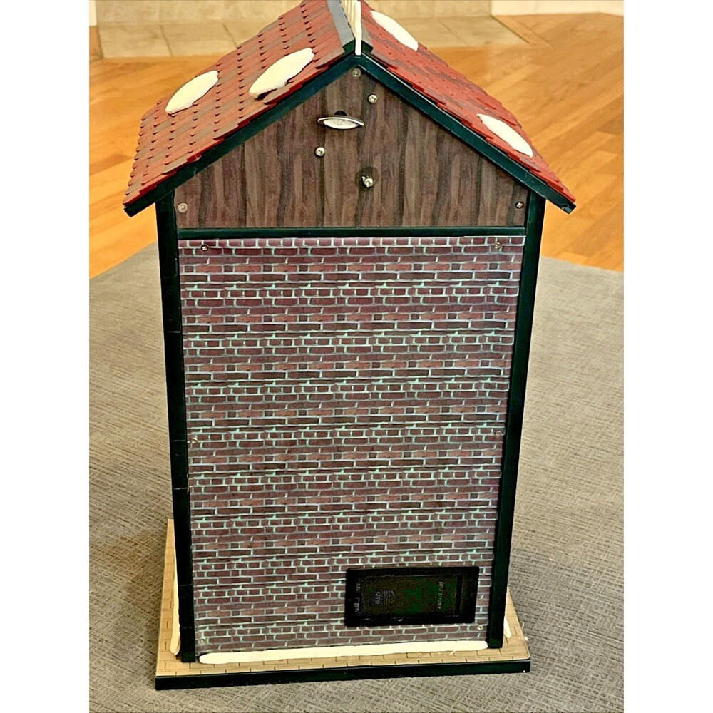 VTG Christmas Wind Up Musical House Lighted Santa Holiday Classics Collection - Picture 4 of 8